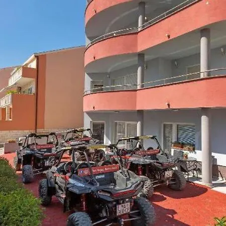 Juric - One-bedroom - 2